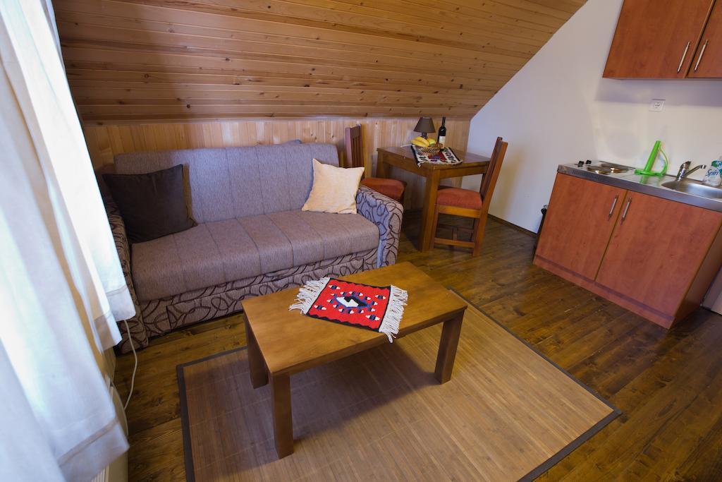 Apartments Peaks Жабляк Экстерьер фото
